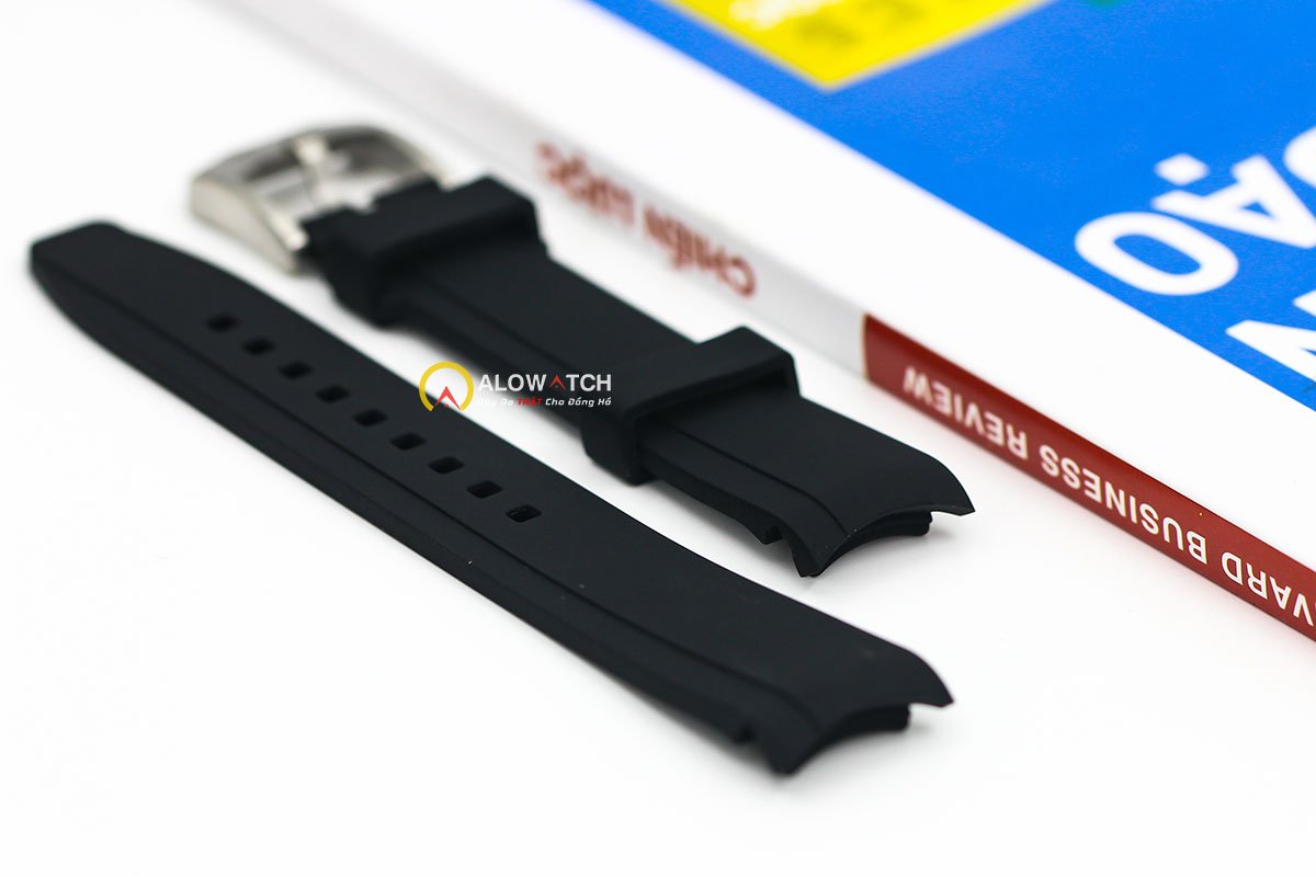 Dây đồng hồ Diesel cao su FKM/silicone chống nước, mồ hôi hiệu quả.