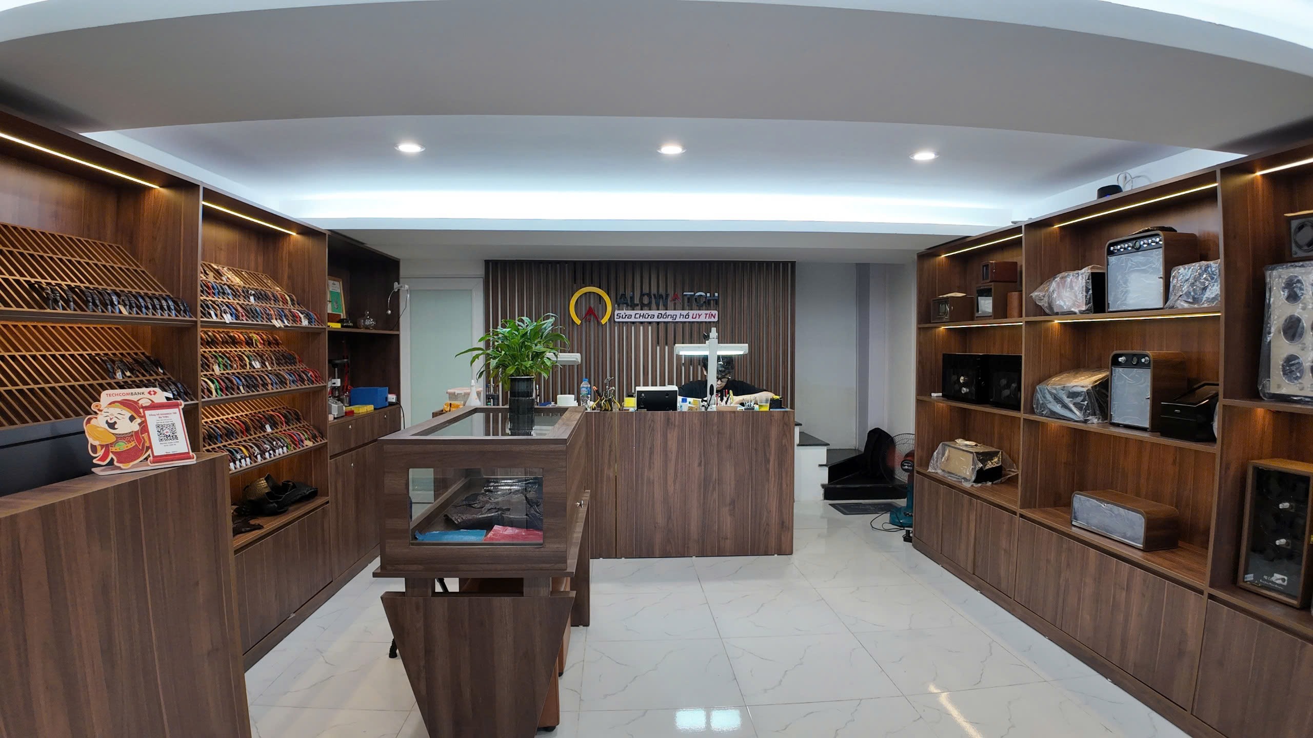 Alowatch - Địa chỉ thay dây da đồng hồ Tissot uy tín tại Hà Nội