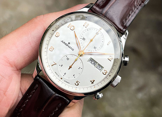 Đồng hồ Junghans đến từ Đức với thiết kế đơn giản, tinh tế và chính xác