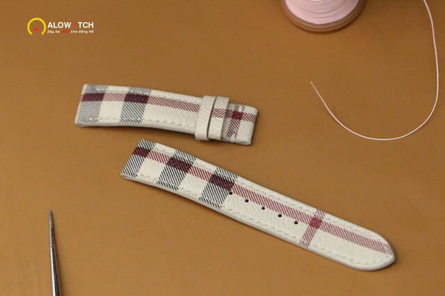 Dây da bò thật 100% dành cho đồng hồ Burberry – bền, mềm, thời trang