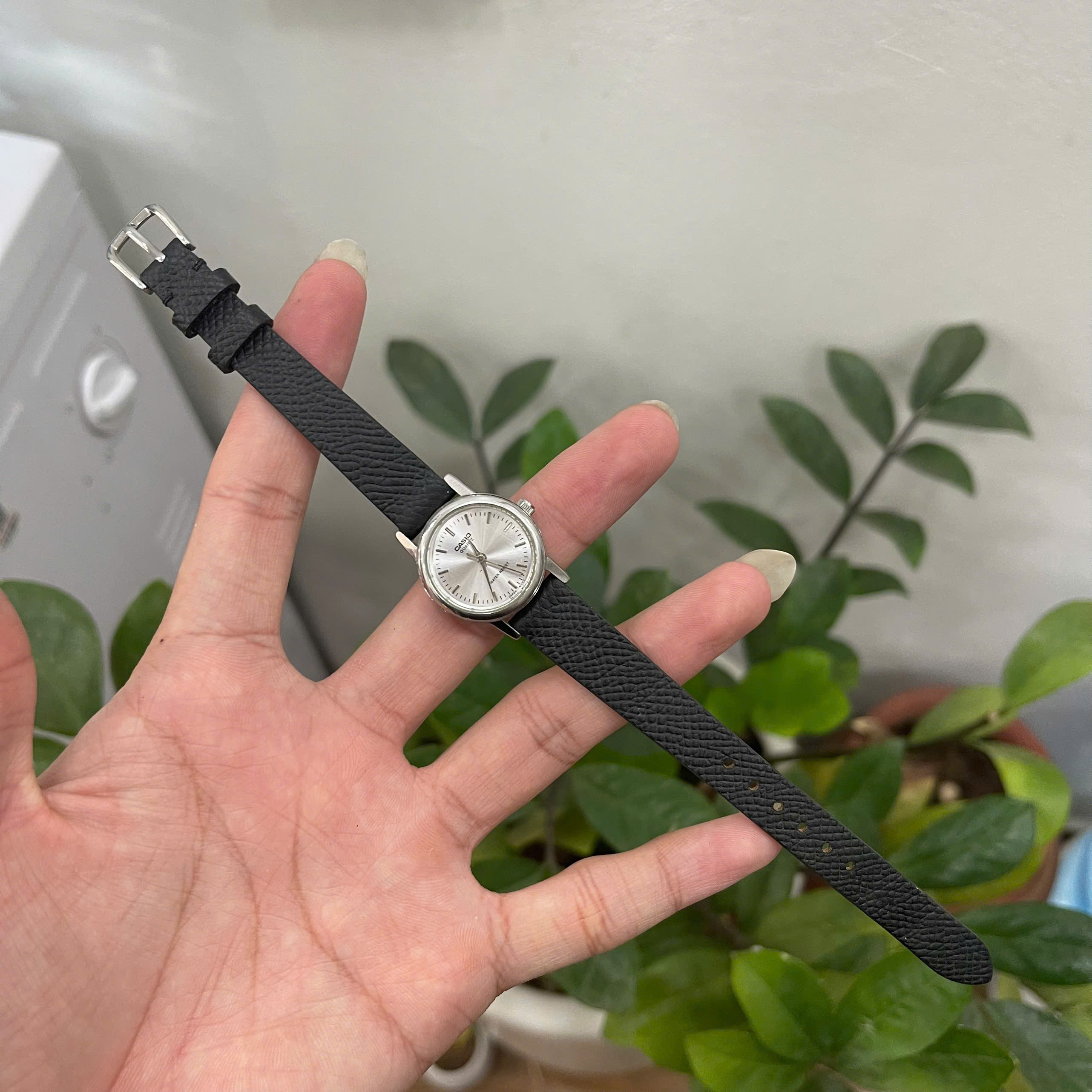 Dây đồng hồ Casio nữ da bò đen