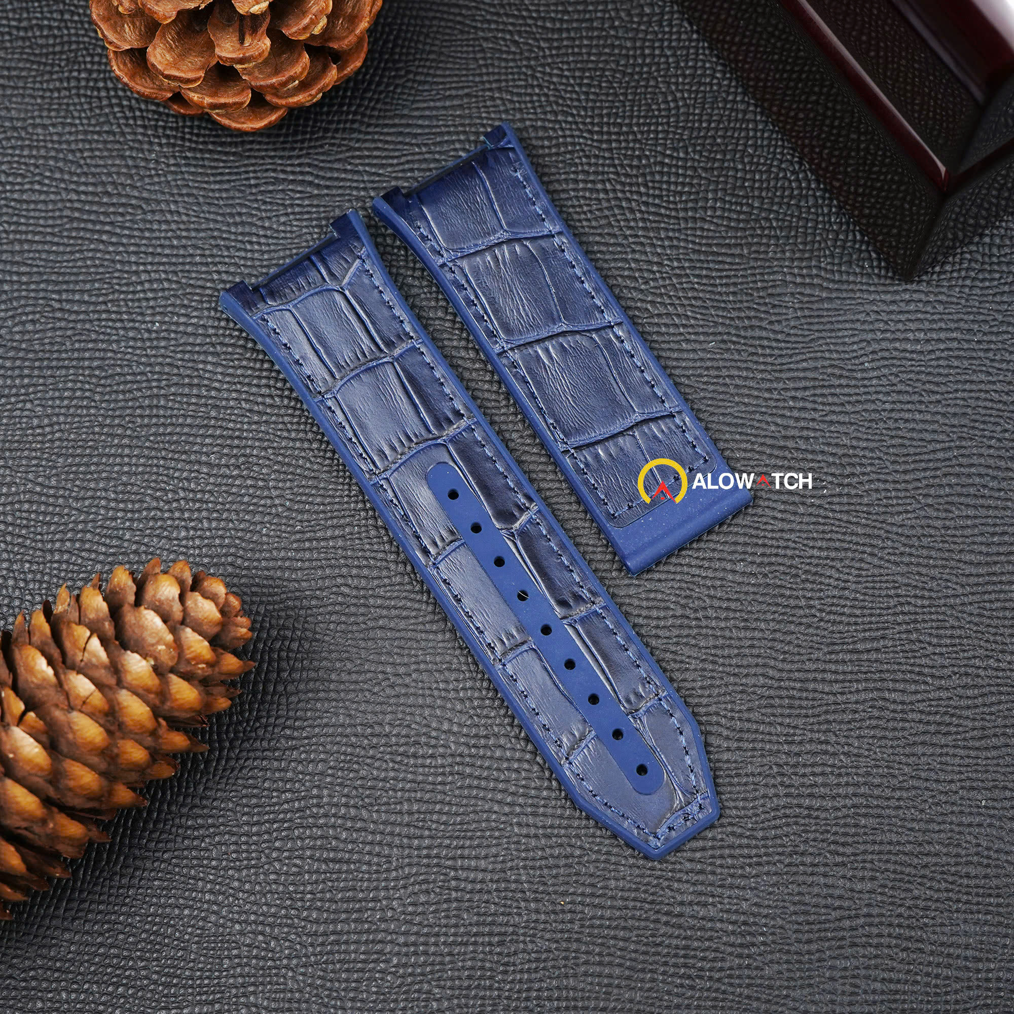 Dây đồng hồ Ferragamore F80 cao su lót da xanh