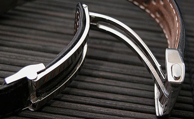 Khóa bướm đồng hồ một khớp gấp