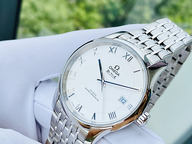 Omega De Ville Co-Axial là biểu tượng của dòng dress watch cao cấp