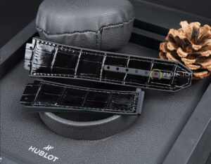 Khóa dây đồng hồ Hublot