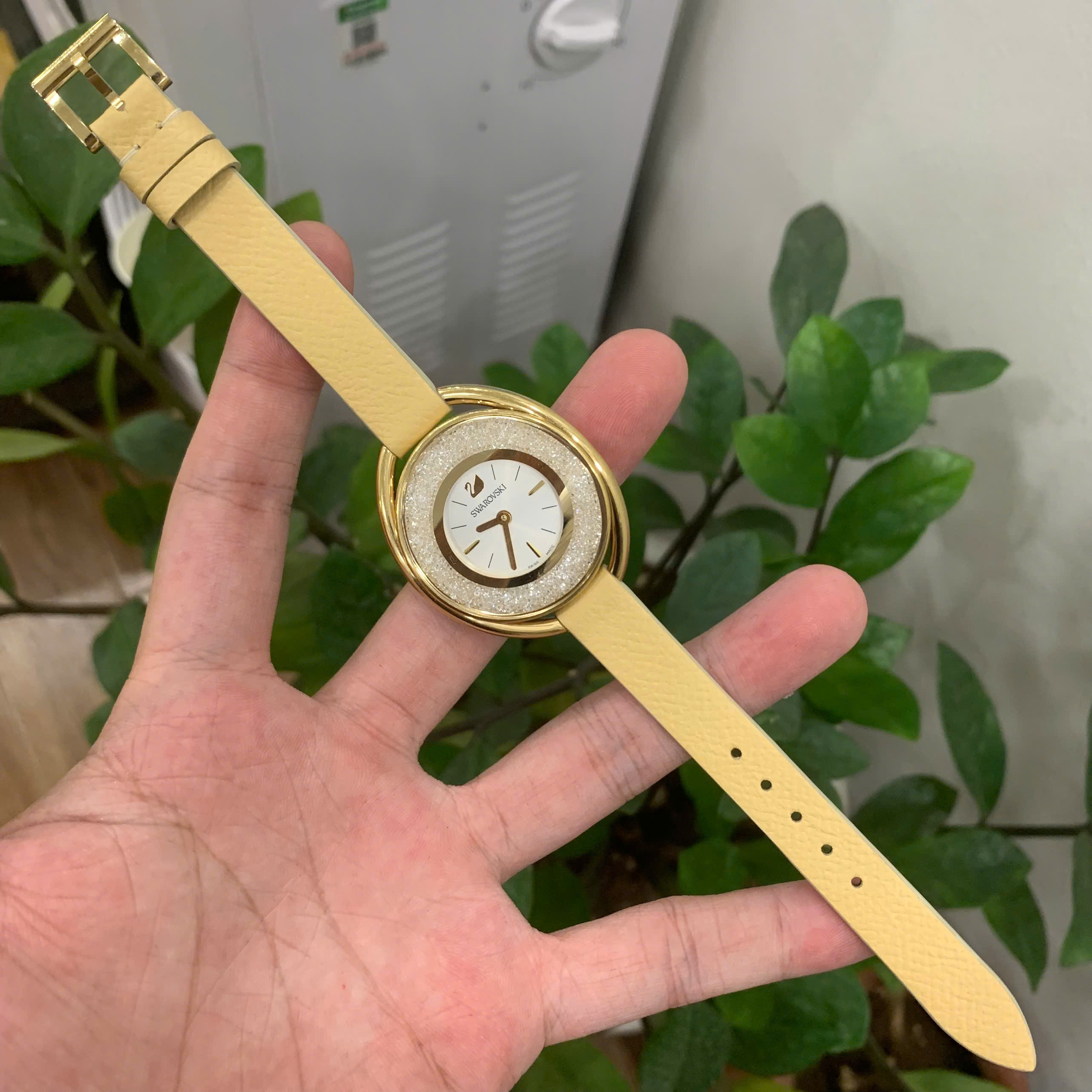 Dây đồng hồ Swarovski Oval Gold-Tone 5158972 Màu Vàng