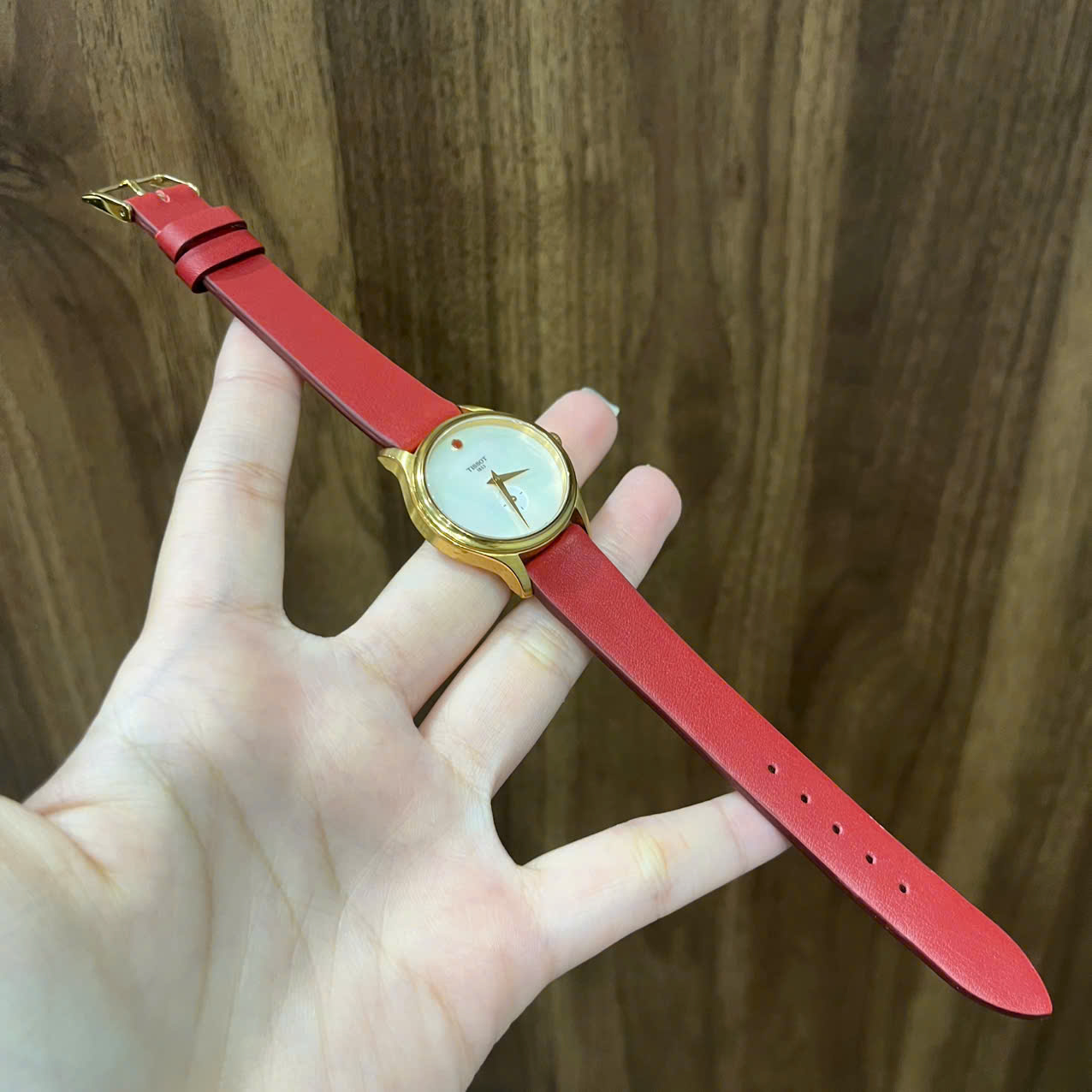 Dây đồng hồ nữ Tissot Bella T103.310.36.111.01 da bò đỏ