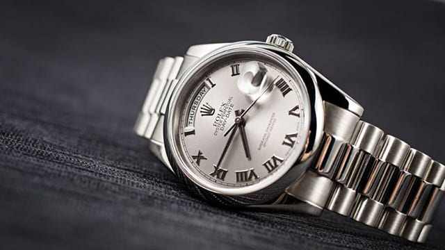 Dây đồng hồ bằng bạch kim