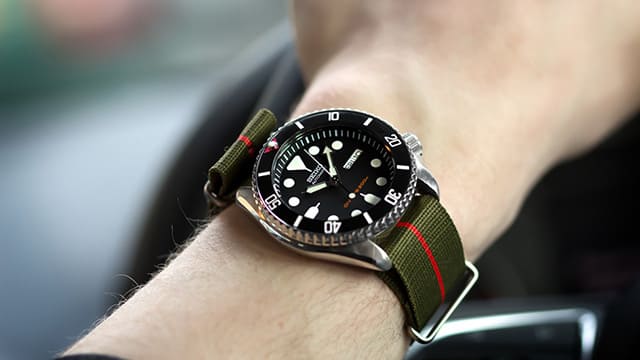 Dây NATO mang tính ứng dụng cao, phù hợp với nhiều dòng đồng hồ khác nhau