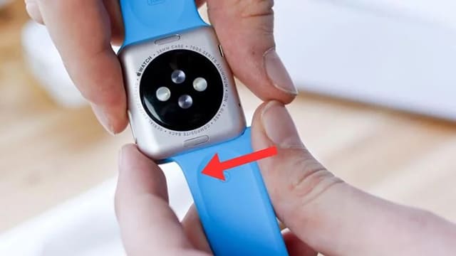 Lắp dây đeo thay thế