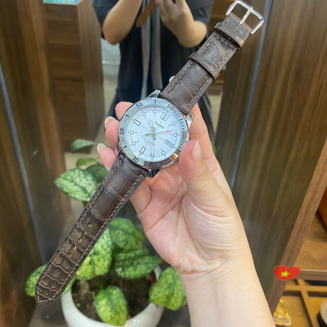 Dây đồng hồ Casio nam MTP-VD01D-7EVUDF 45mm da cá sấu màu nâu cao cấp