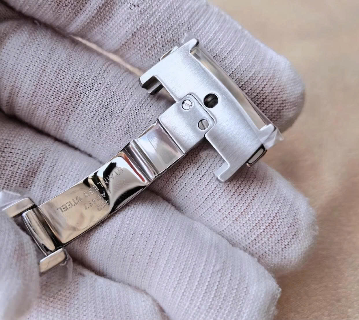 z7048059568297_6a1a6d8d3de329e452e97a615108c908