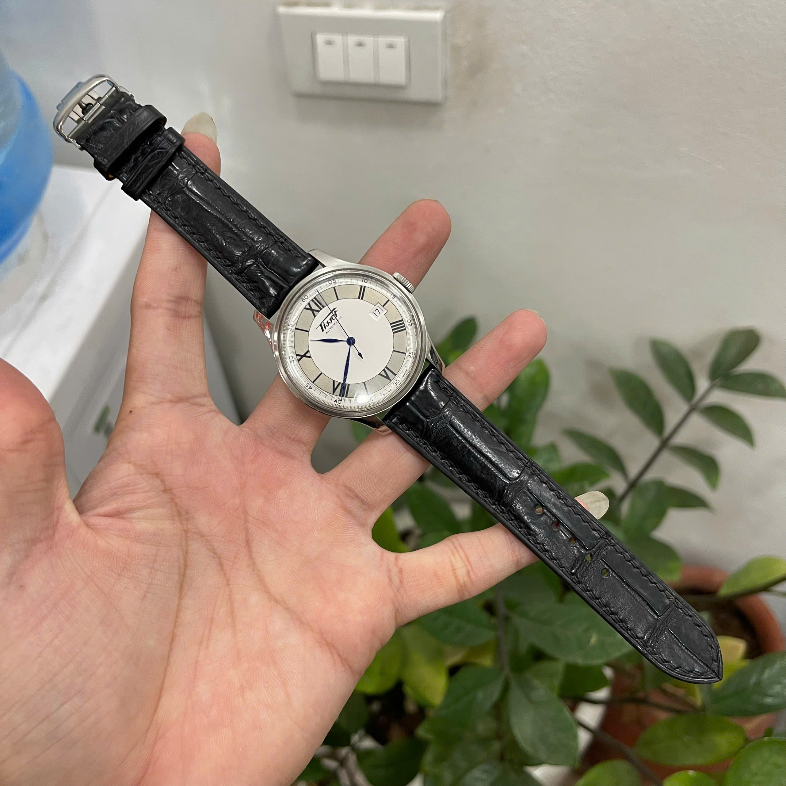 Dây Đồng Hồ Nam Tissot Heritage T66172333 – Dây Da Cá Sấu Màu Đen Cao Cấp, Sang Trọng Và Lịch Lãm
