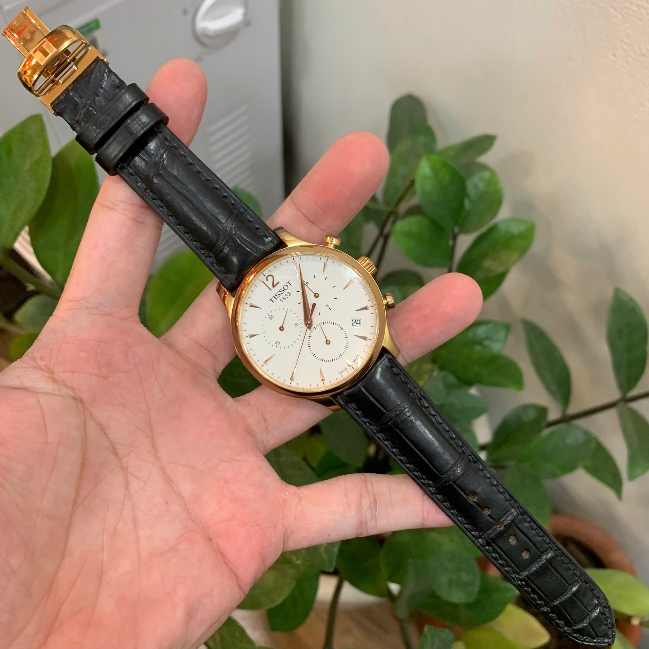 Dây Đồng Hồ Tissot Tradition T063.617.36.037.00 Da Cá Sấu Màu Đen Cao Cấp, Sang Trọng Và Bền Đẹp
