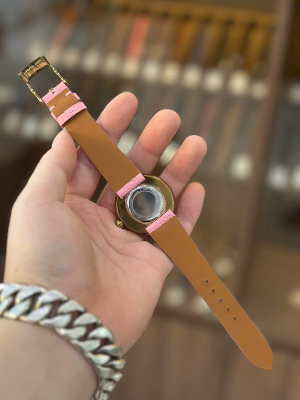 z7093901285037_cf7036c990e8ec2241e3e15b66a20b5b