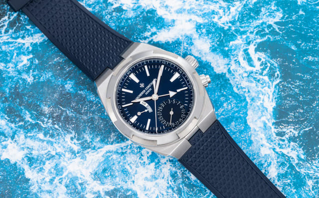 Dây đồng hồ Vacheron Constantin cao su phù hợp người thường xuyên vận động.