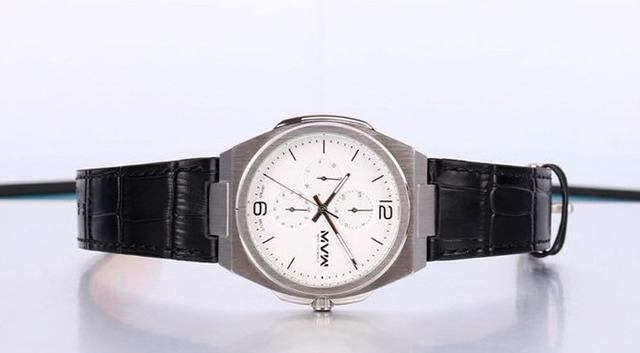 Thay dây đồng hồ MVW kịp thời giúp đảm bảo trải nghiệm đeo đồng hồ.