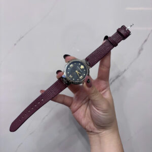 Dây Đồng Hồ Nữ Versace Greca Strap VE2K00221 Da Kỳ đà Màu Đỏ mận