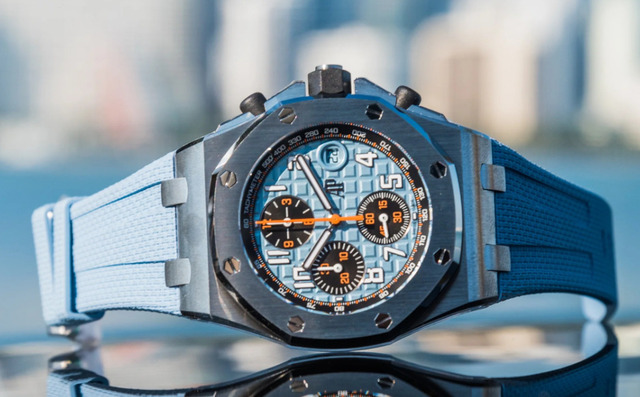 Dây Audemars Piguet Royal Oak Offshore cao su thích hợp chơi thể thao.