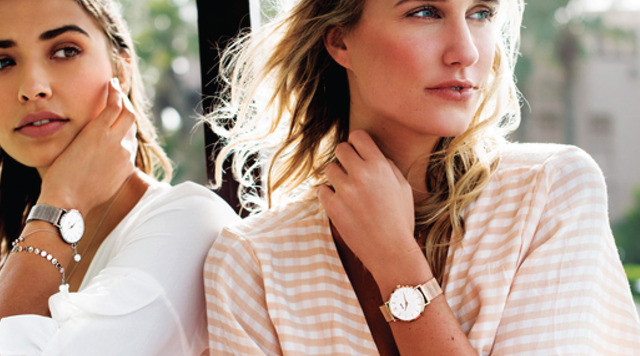 Mẹo phối đồng hồ dây kim loại cho phái nữ.