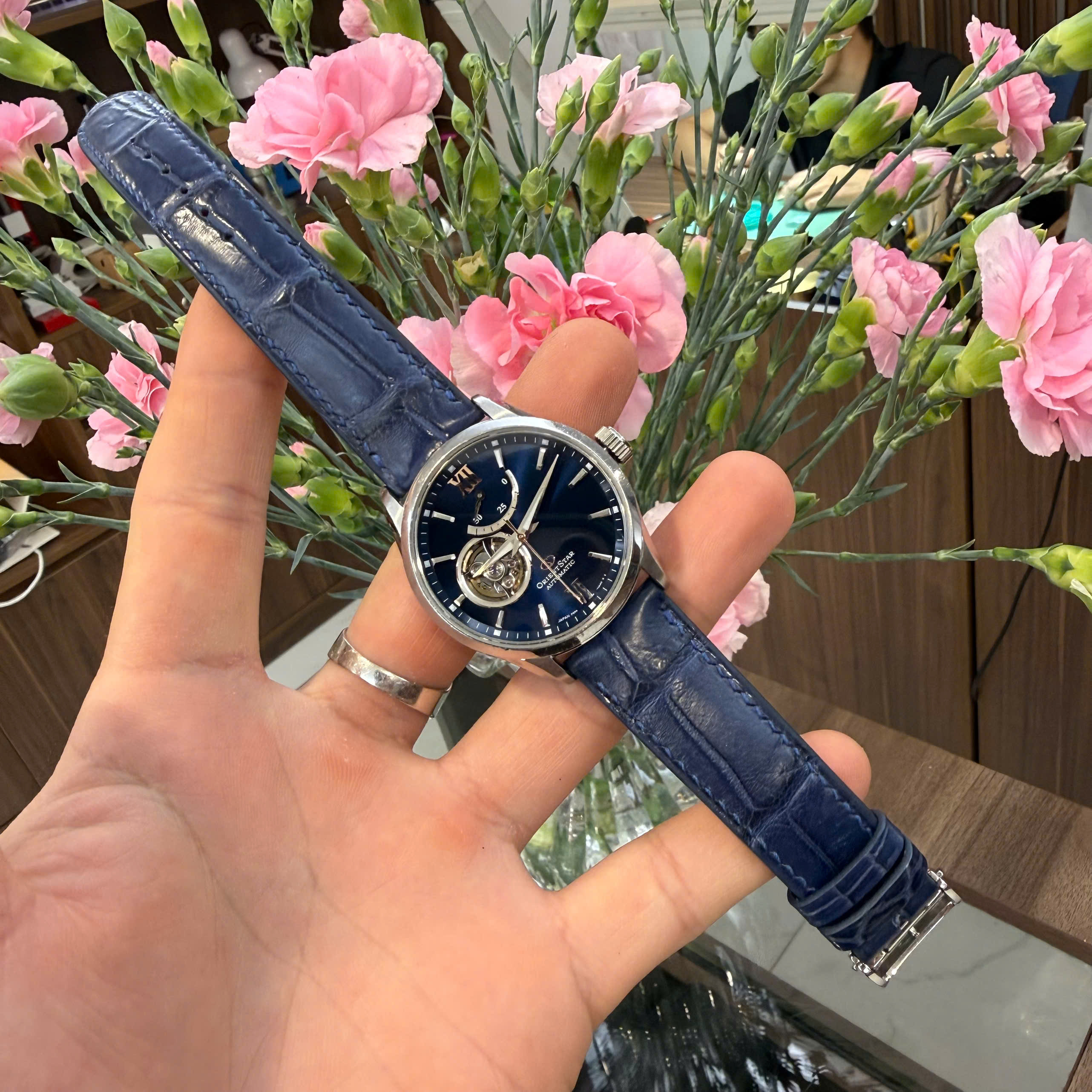 Thay Dây Da Cá Sấu Orient Star Cao Cấp Chế Tác Thủ Công