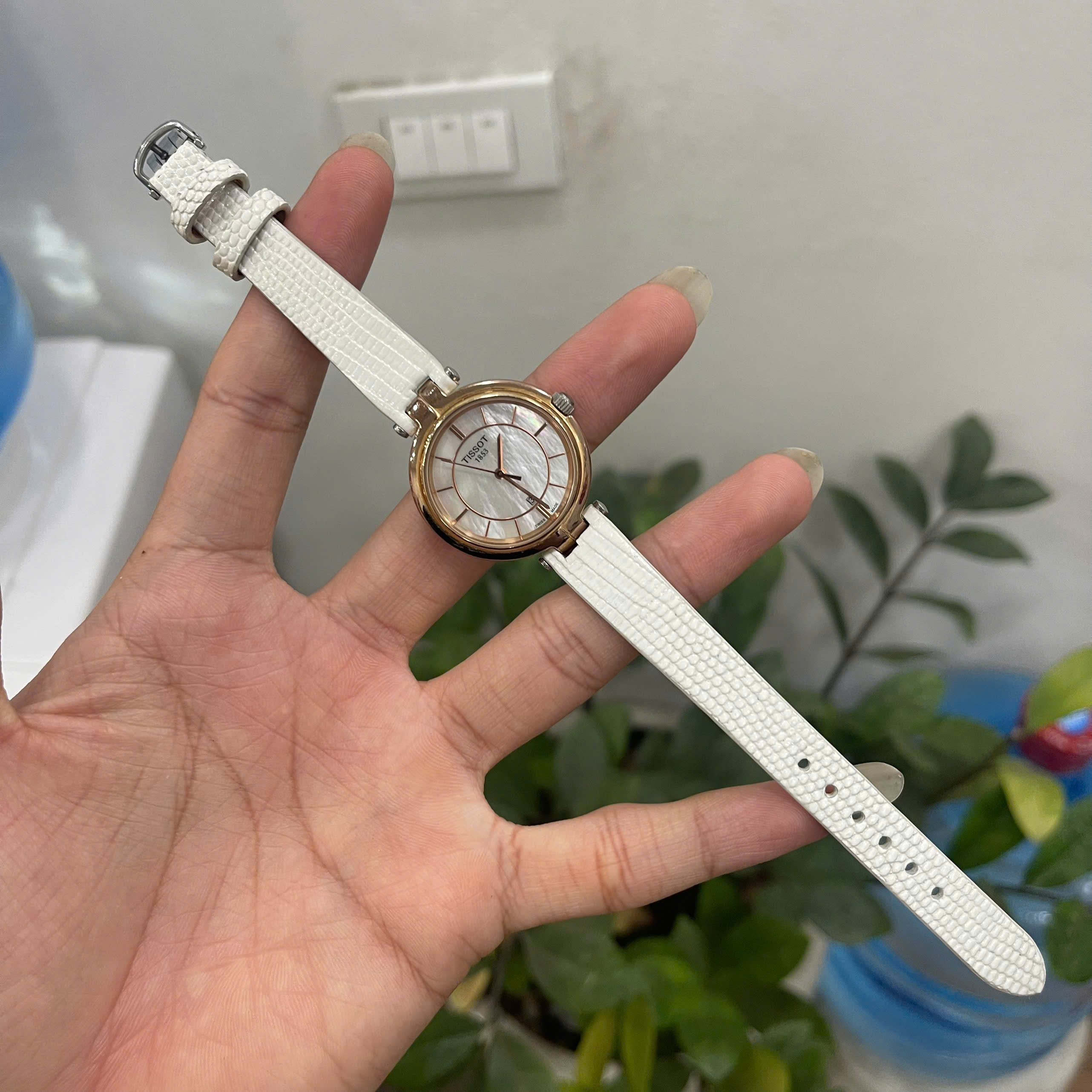 Thay Dây Da Kỳ Đà Màu Trắng Ngà Tissot Flamingo Cao Cấp Chế Tác Thủ Công