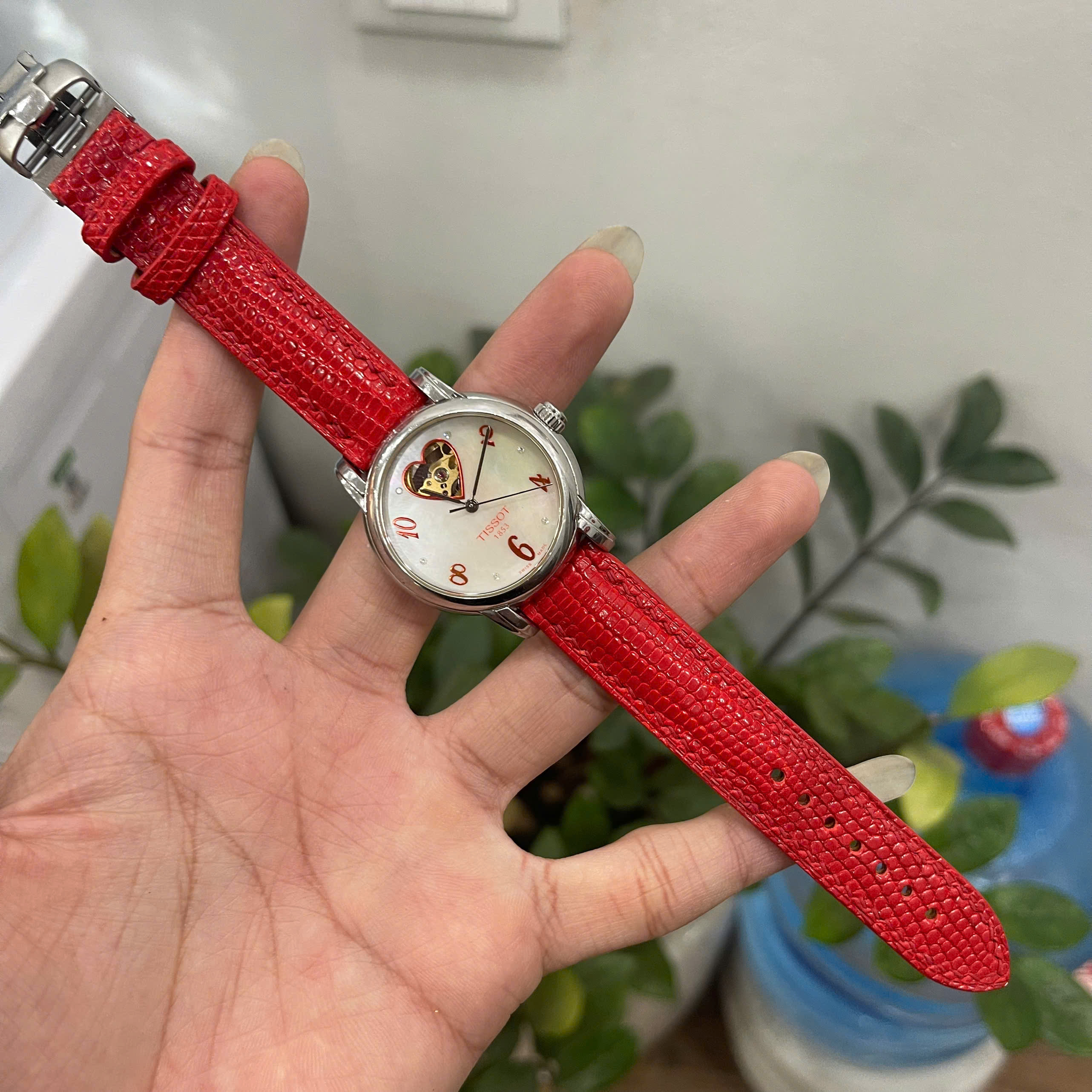 Thay Dây Da Kỳ Đà Màu Đỏ Tissot T-Classic Lady Heart Ladies Cao Cấp Chế Tác Thủ Công