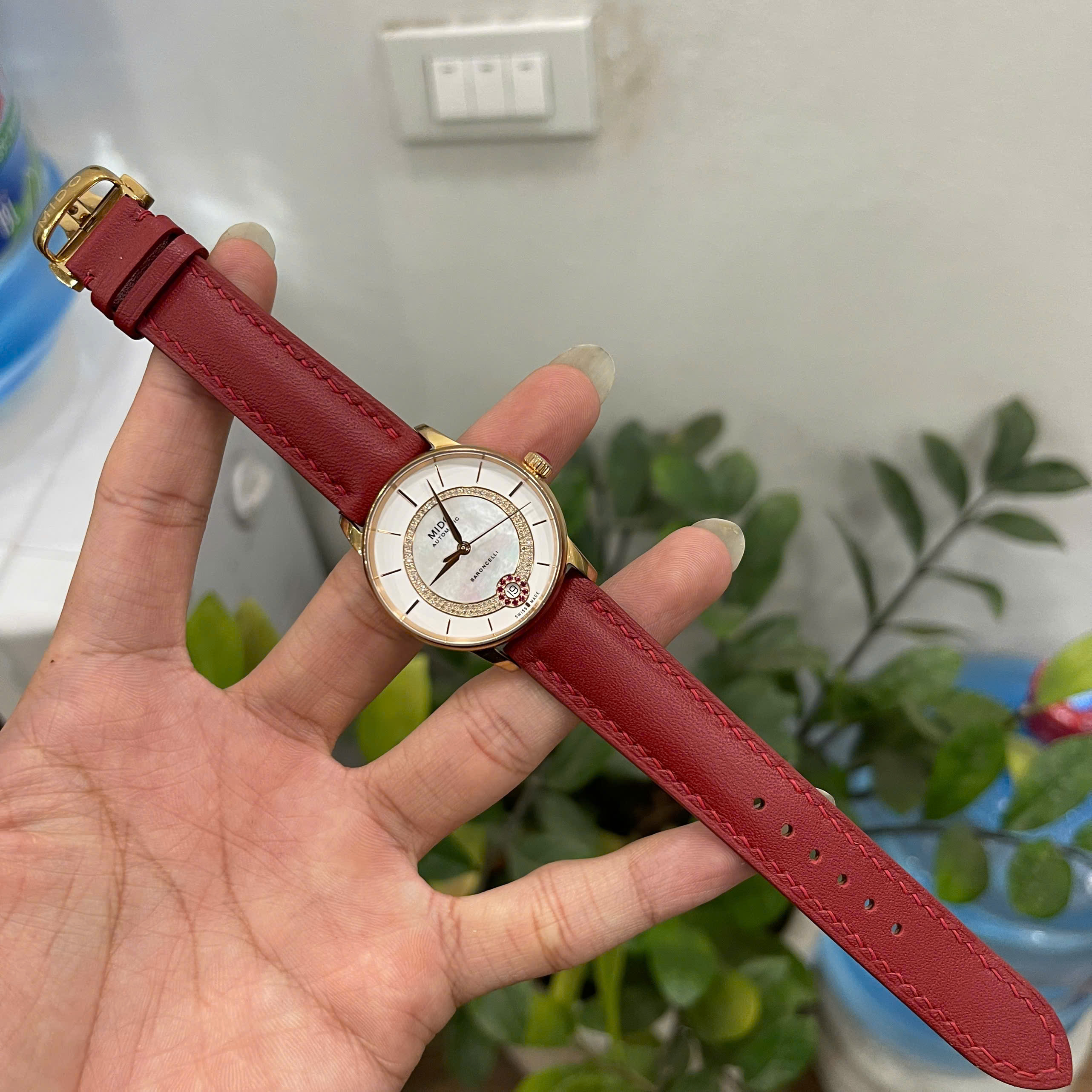 Thay Dây Da Bò Màu Đỏ Mido Baroncelli Lady Necklace Cao Cấp Chế Tác Thủ Công