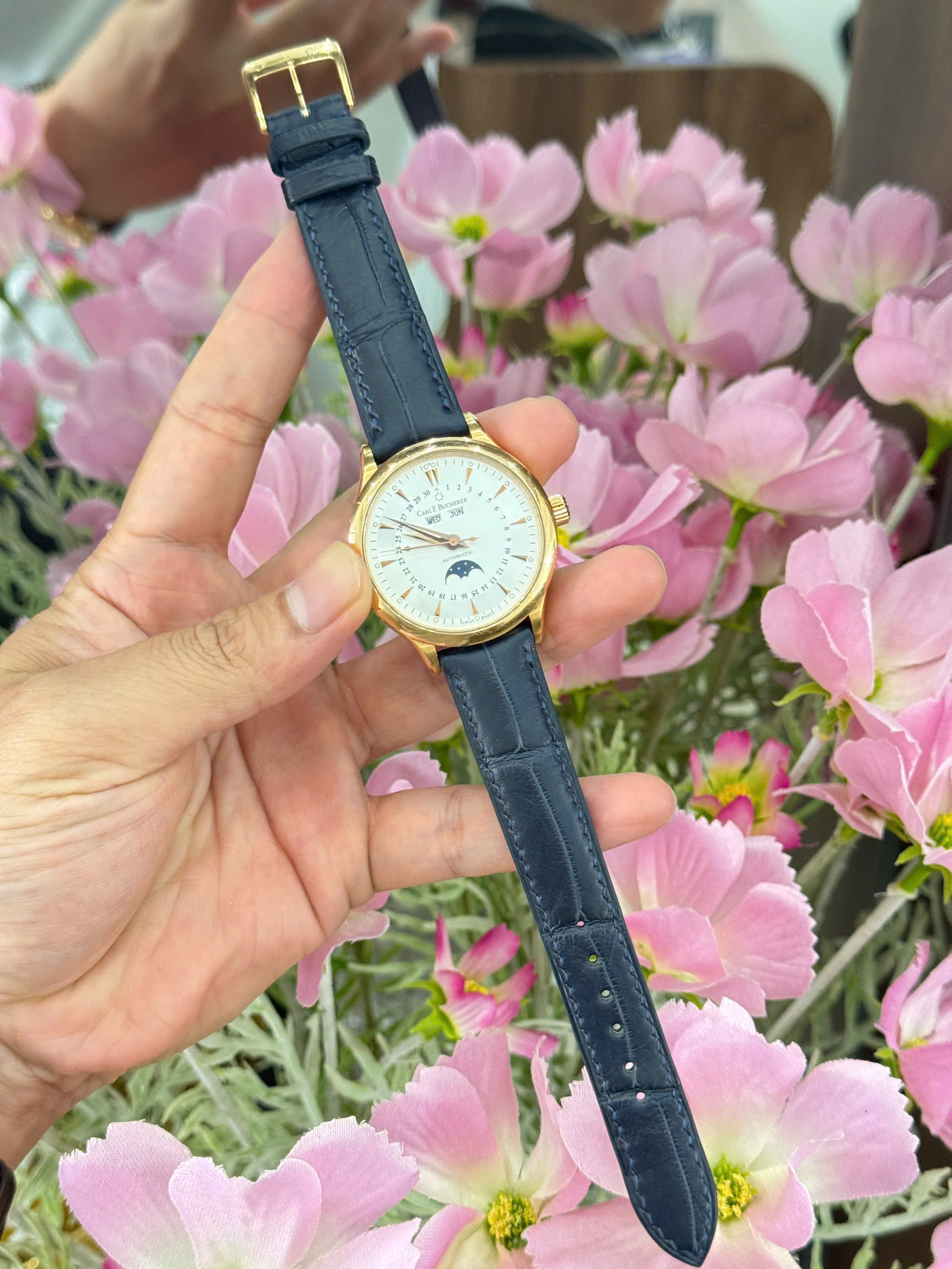 Thay Dây Da Cá Sấu Pháp Màu Xanh Đậm Carl F. Bucherer Manero Moonphase Cao Cấp Chế Tác Thủ Công